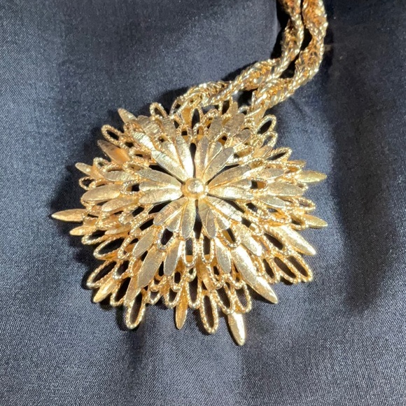 Vintage 🌟RARE🌟Monet starburst statement necklace - Picture 4 of 11